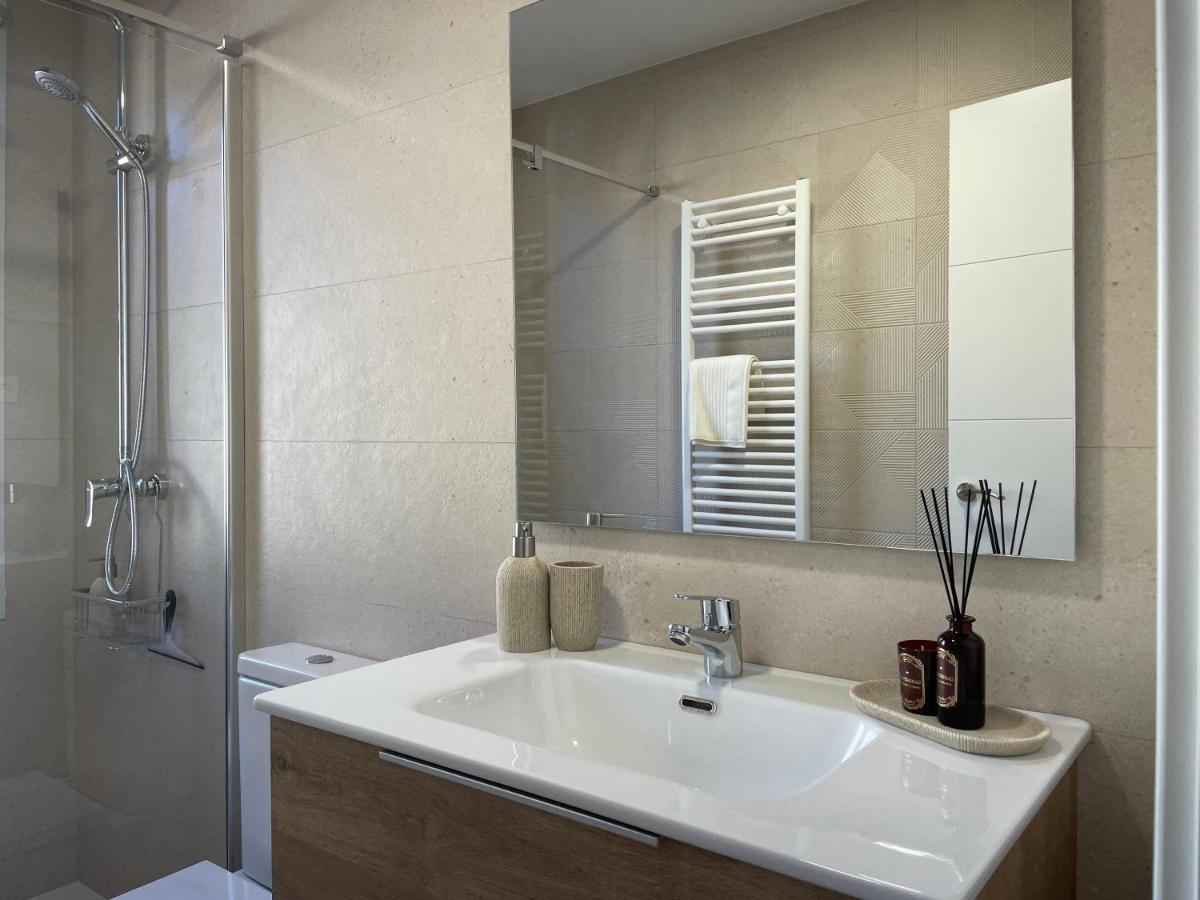 Byandreea Apartaments Etxebat Guernica y Luno Ngoại thất bức ảnh