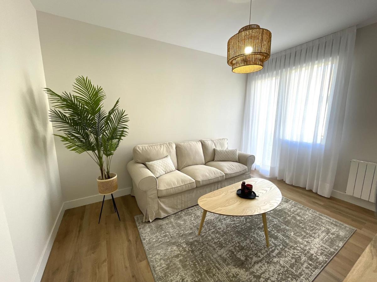 Byandreea Apartaments Etxebat Guernica y Luno Ngoại thất bức ảnh