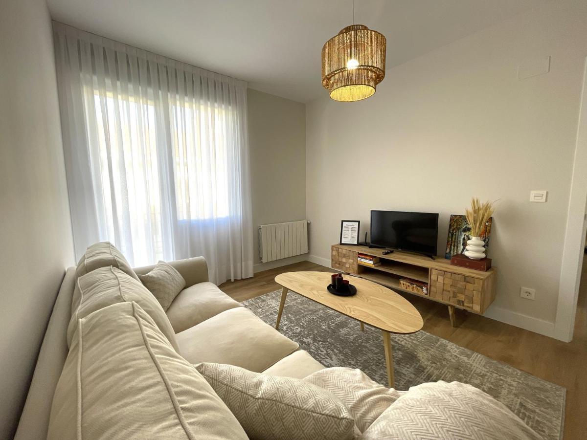 Byandreea Apartaments Etxebat Guernica y Luno Ngoại thất bức ảnh